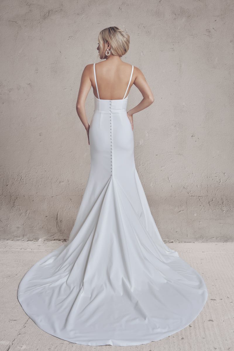 Bea-Dress3-wall-120