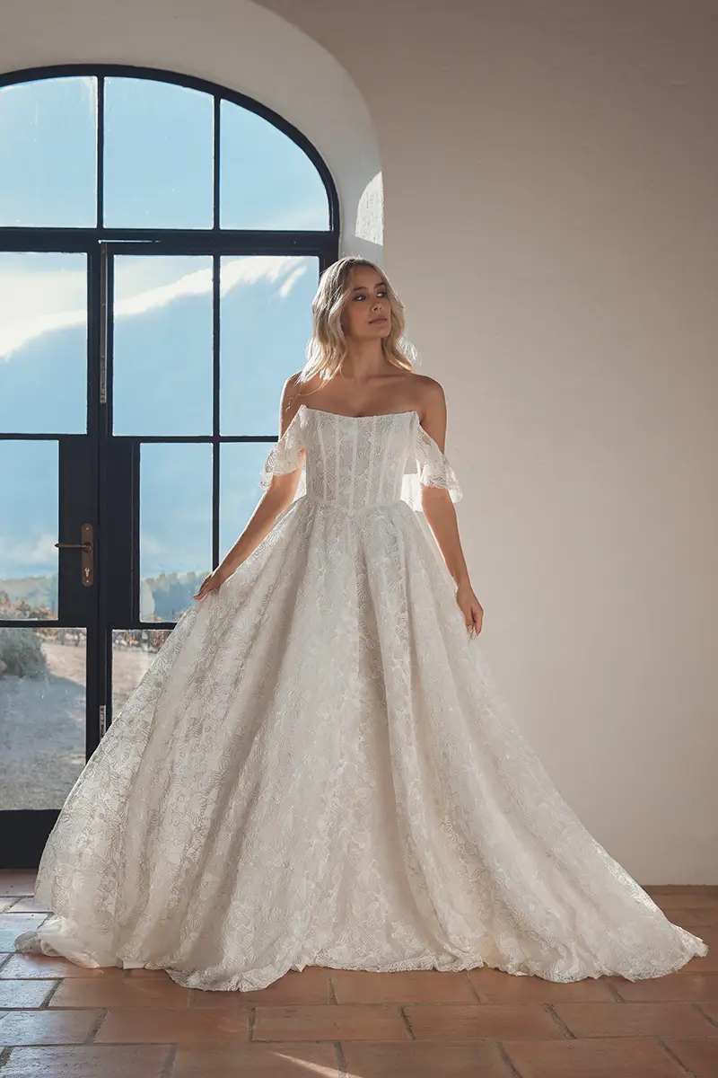 Bridal-Dress-cat-Cassiopeia_0134
