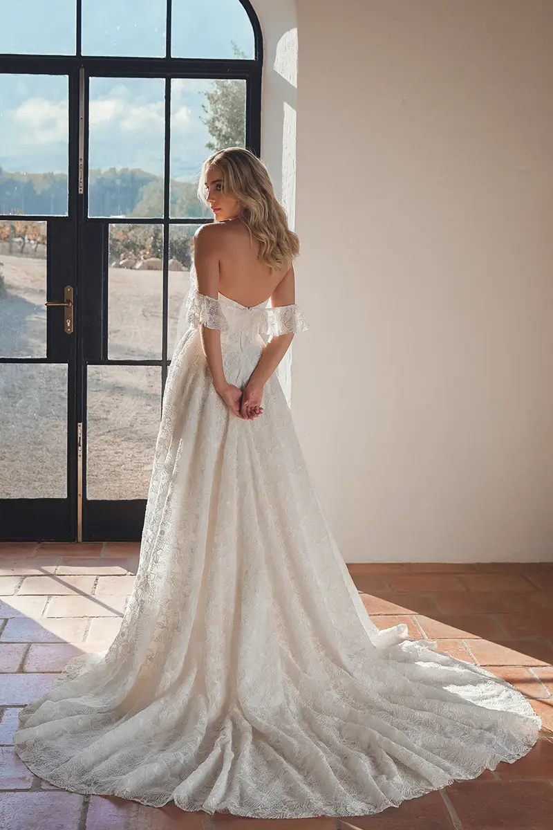 Bridal-Dress-cat-Cassiopeia_0225