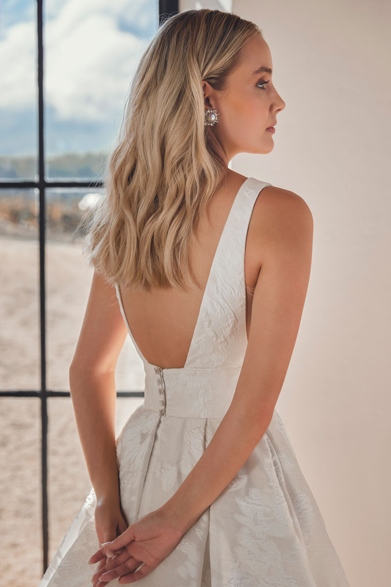 Bridal-Dress-cat-Phaedra_1059-1