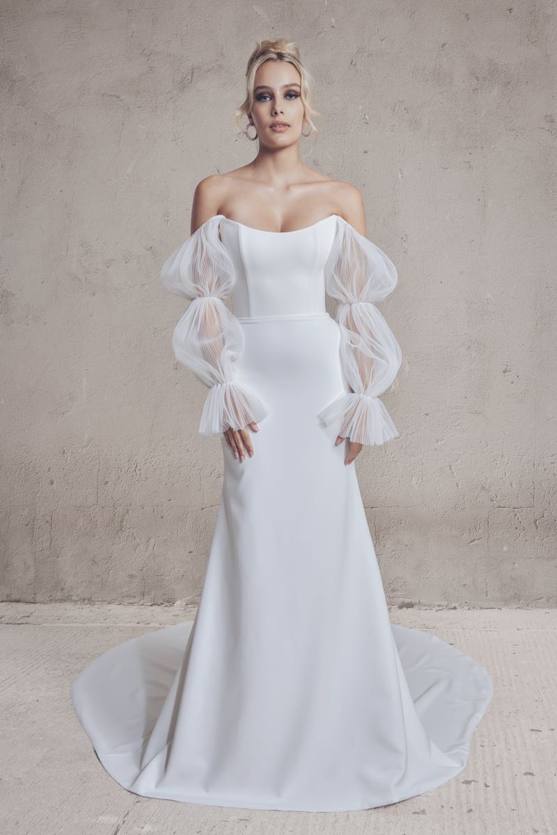 Em-dress6-wall-1