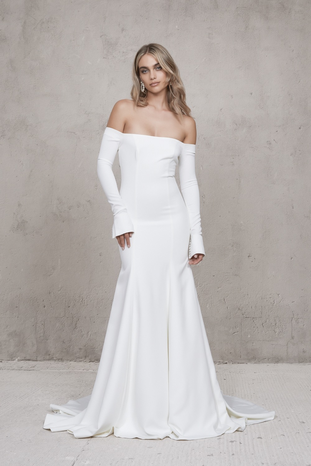 Vagabond Bridal Dress Belah AT7A3385