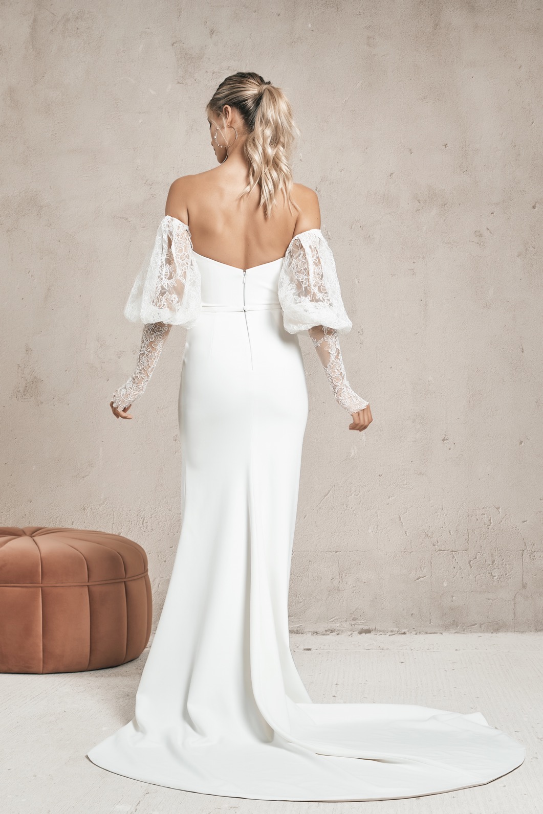 Vagabond - Lace Sleeves - Arms2_wall_6467