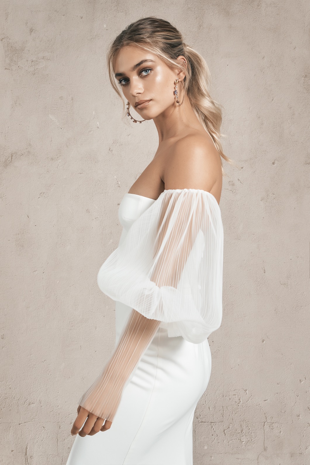 Vagabond - Tulle Sleeves - Arms1wall_6345