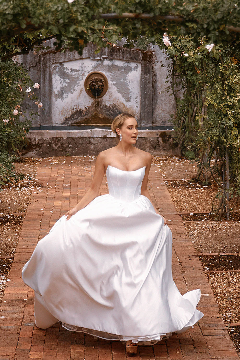 1-Alice_4789-3-editorial