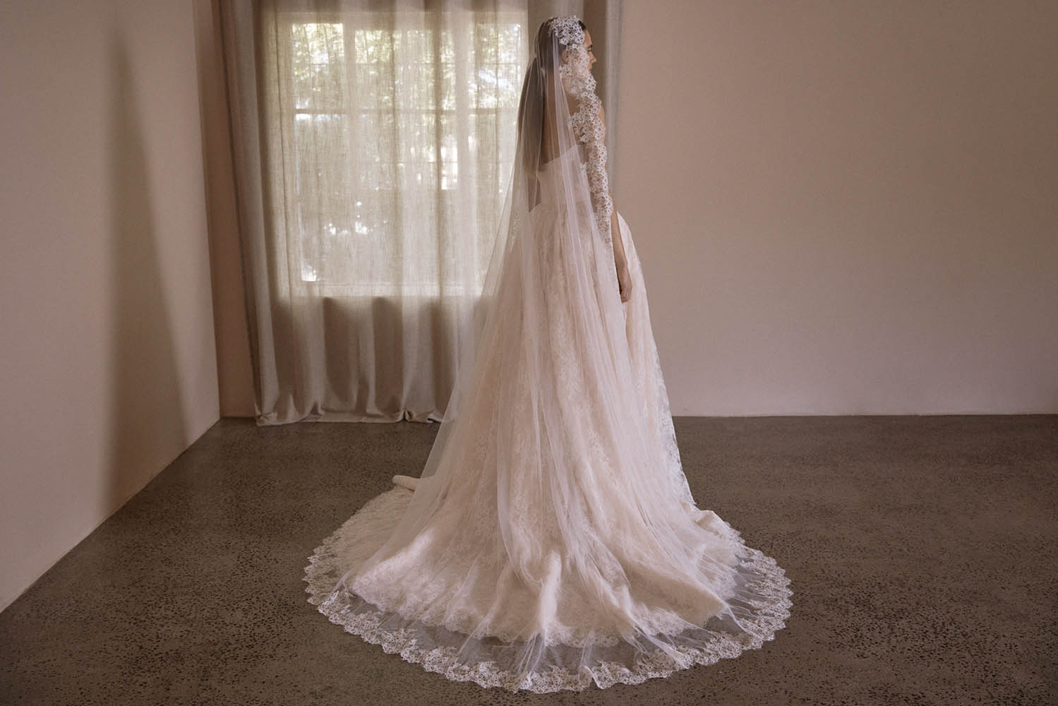 Josephine_9842-21-veil-land