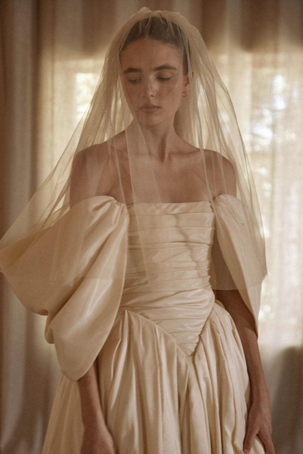 Monet_8166-veil-port